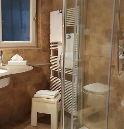 Del Πανσιόν Cannobio