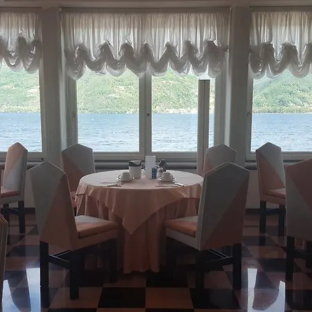 Albergo Del Lago 4*
